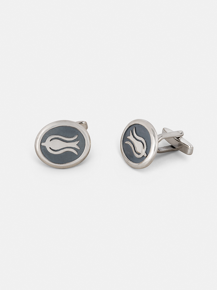 Cufflinks with floral decoration
