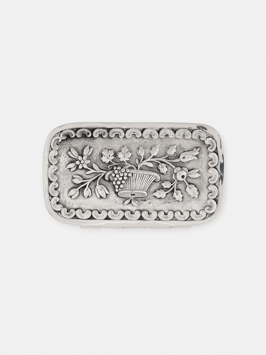 Tobacco box